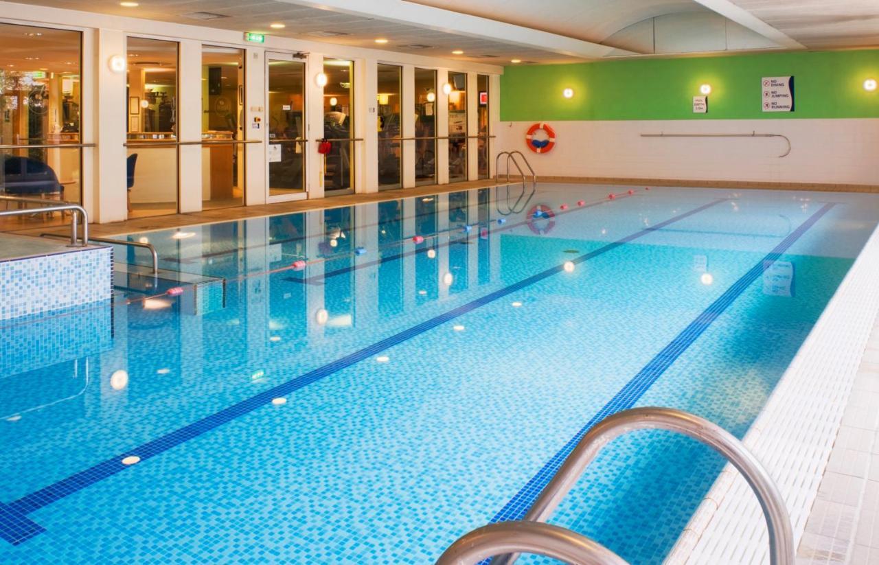 Holiday Inn Colchester By Ihg Kültér fotó